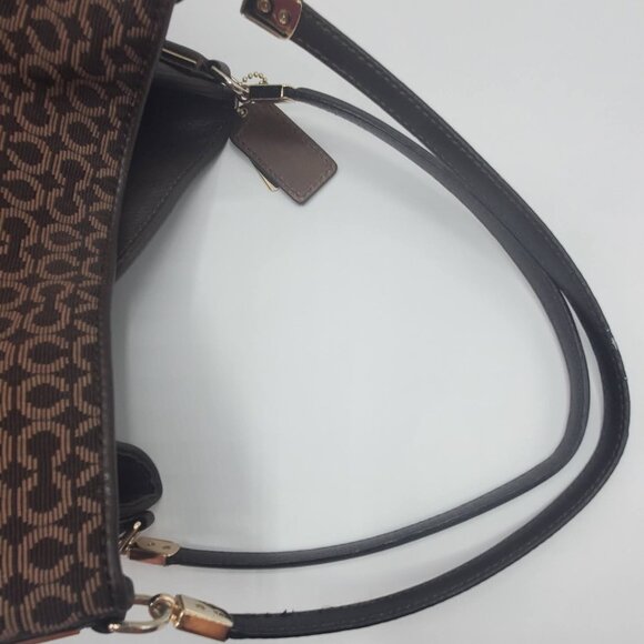 Women's Hallie Signature C fabric and Leather Shoulder Bag - Picture 8 of 11